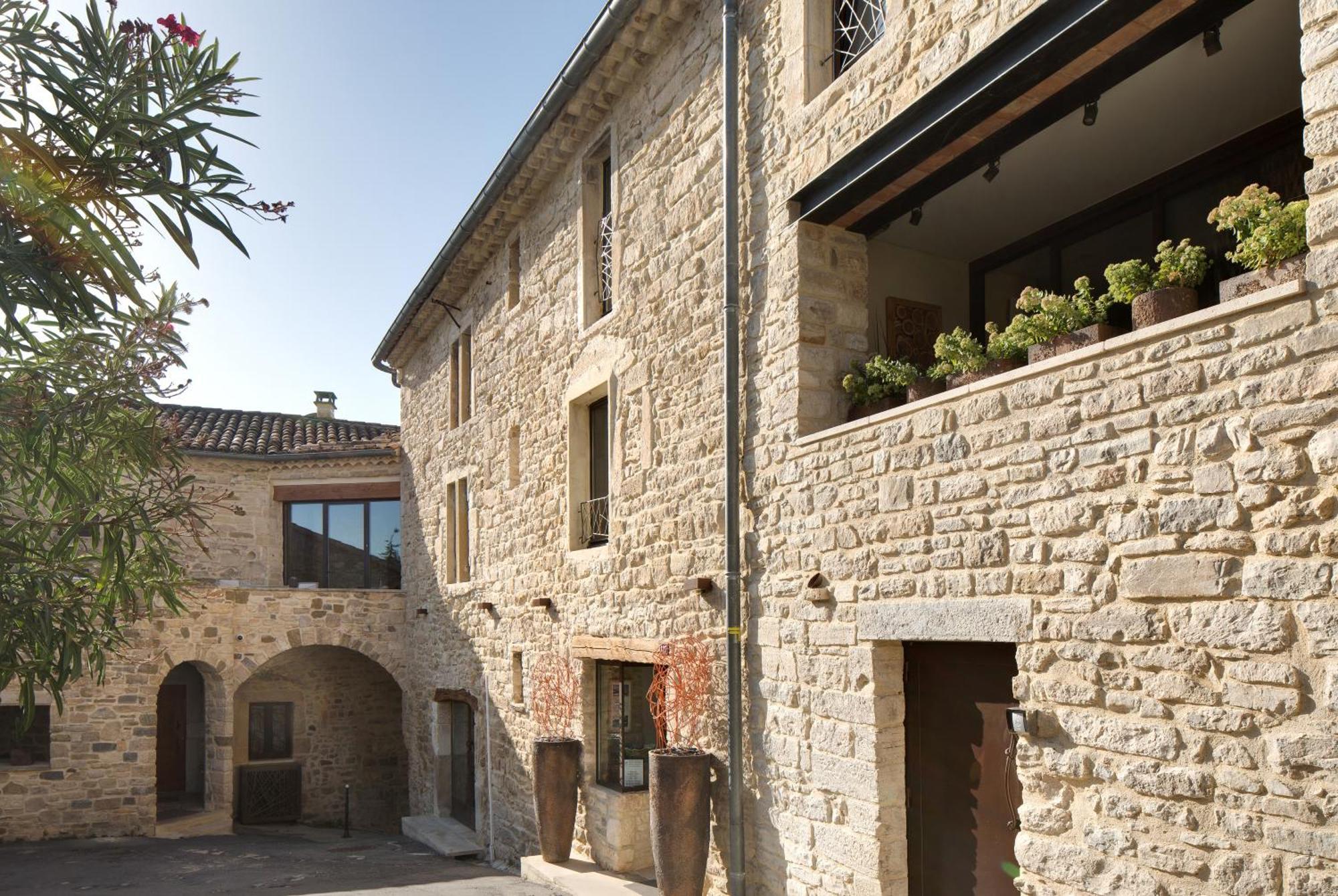 La Maison Du Passage - Chambres - Suites Premium, Spa, Piscine Et Restaurant Martignargues Exterior photo