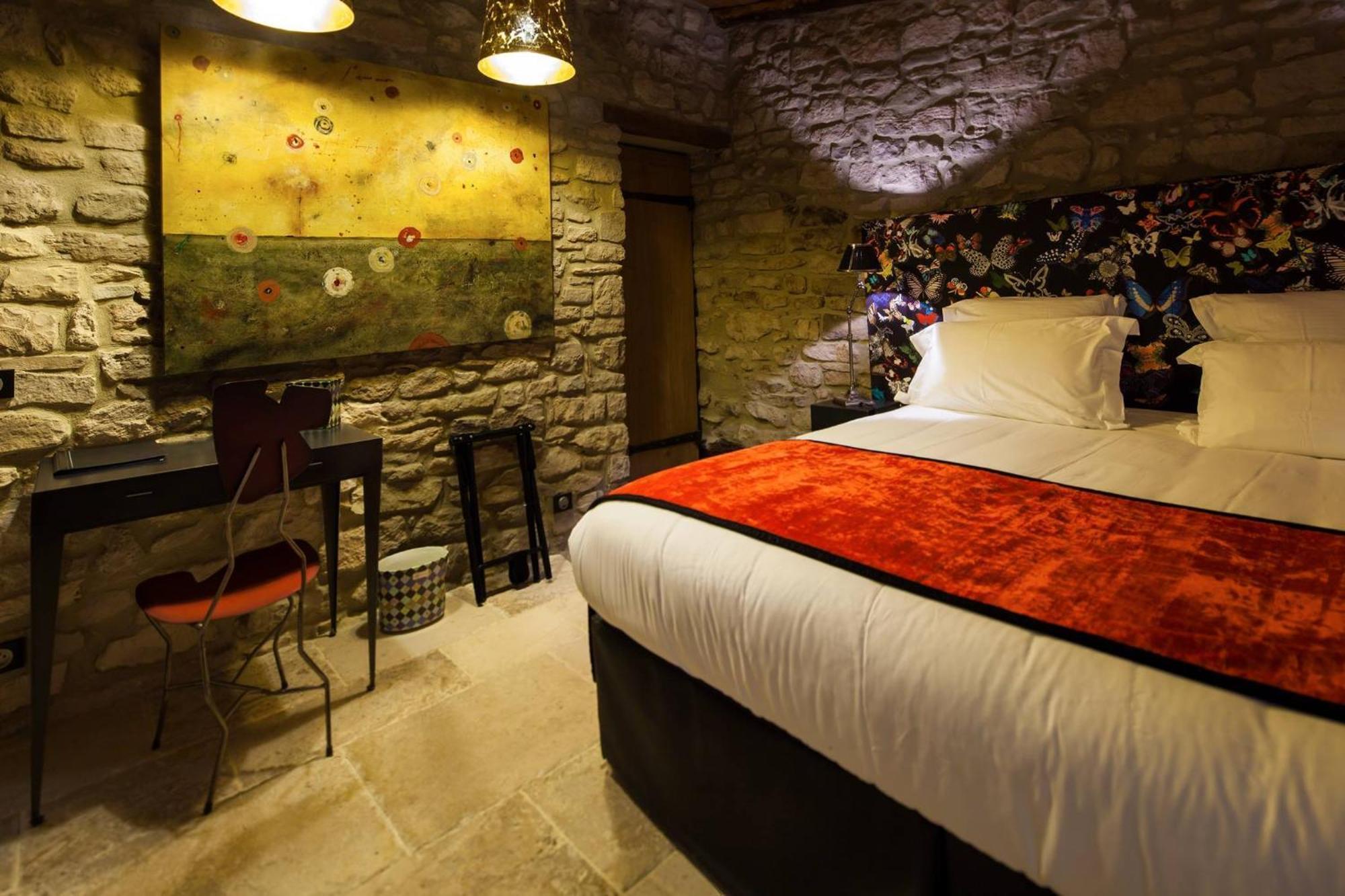La Maison Du Passage - Chambres - Suites Premium, Spa, Piscine Et Restaurant Martignargues Room photo